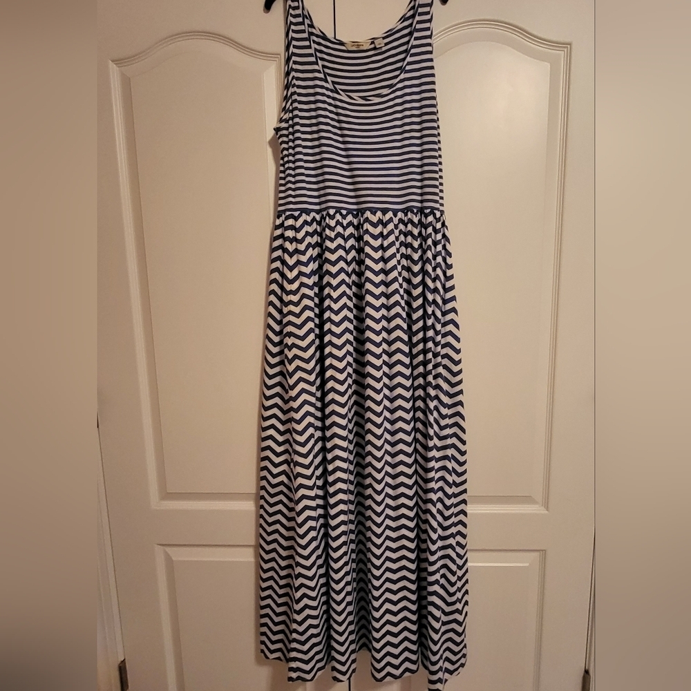 Vintage Liz Claiborne New York blue & white dress